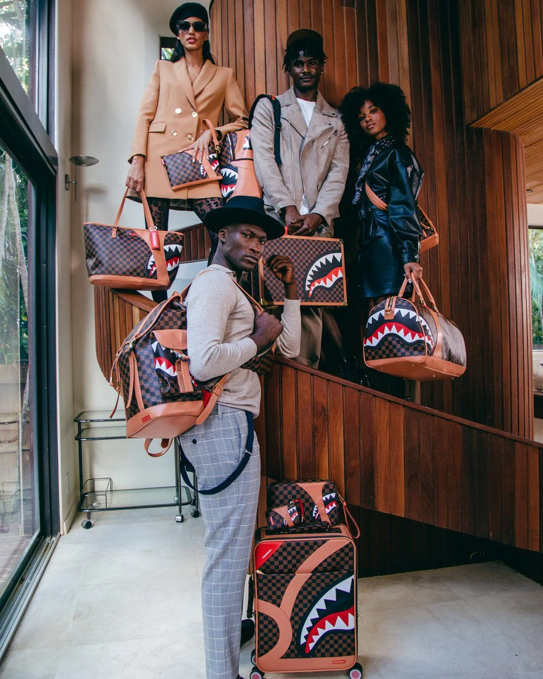 Sprayground Bag HENNY AIR TO THE THRONE DUFFLE Brown - Image 10