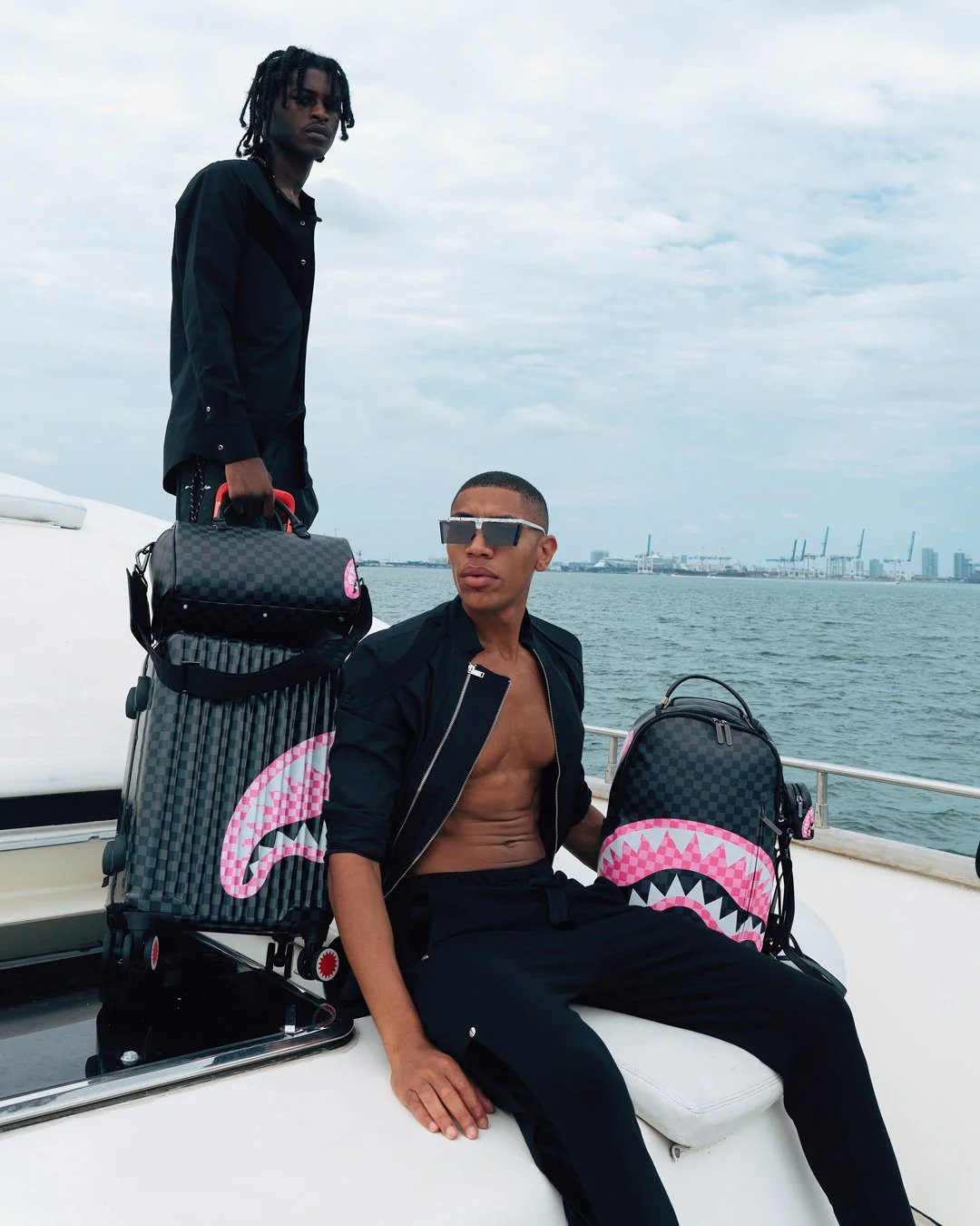 Sprayground Bag SHARKS IN CANDY MINI DUFFLE Multicolor - Image 4